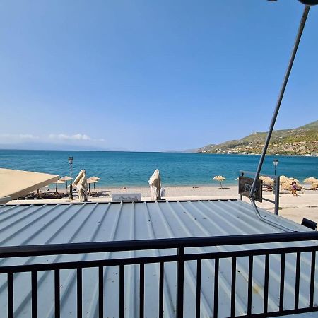 Grace Seaside Lägenhet Loutráki Exteriör bild