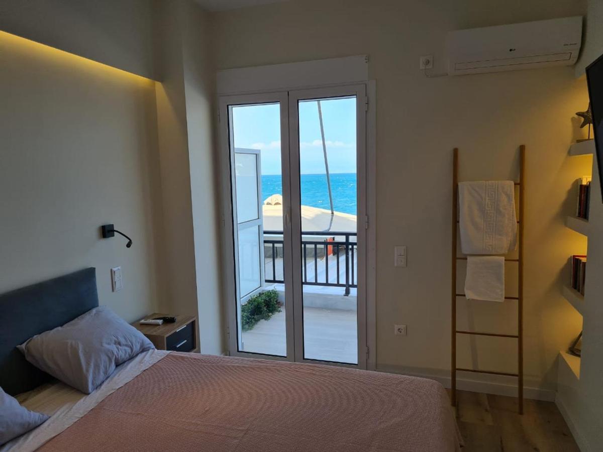 Grace Seaside Lägenhet Loutráki Exteriör bild
