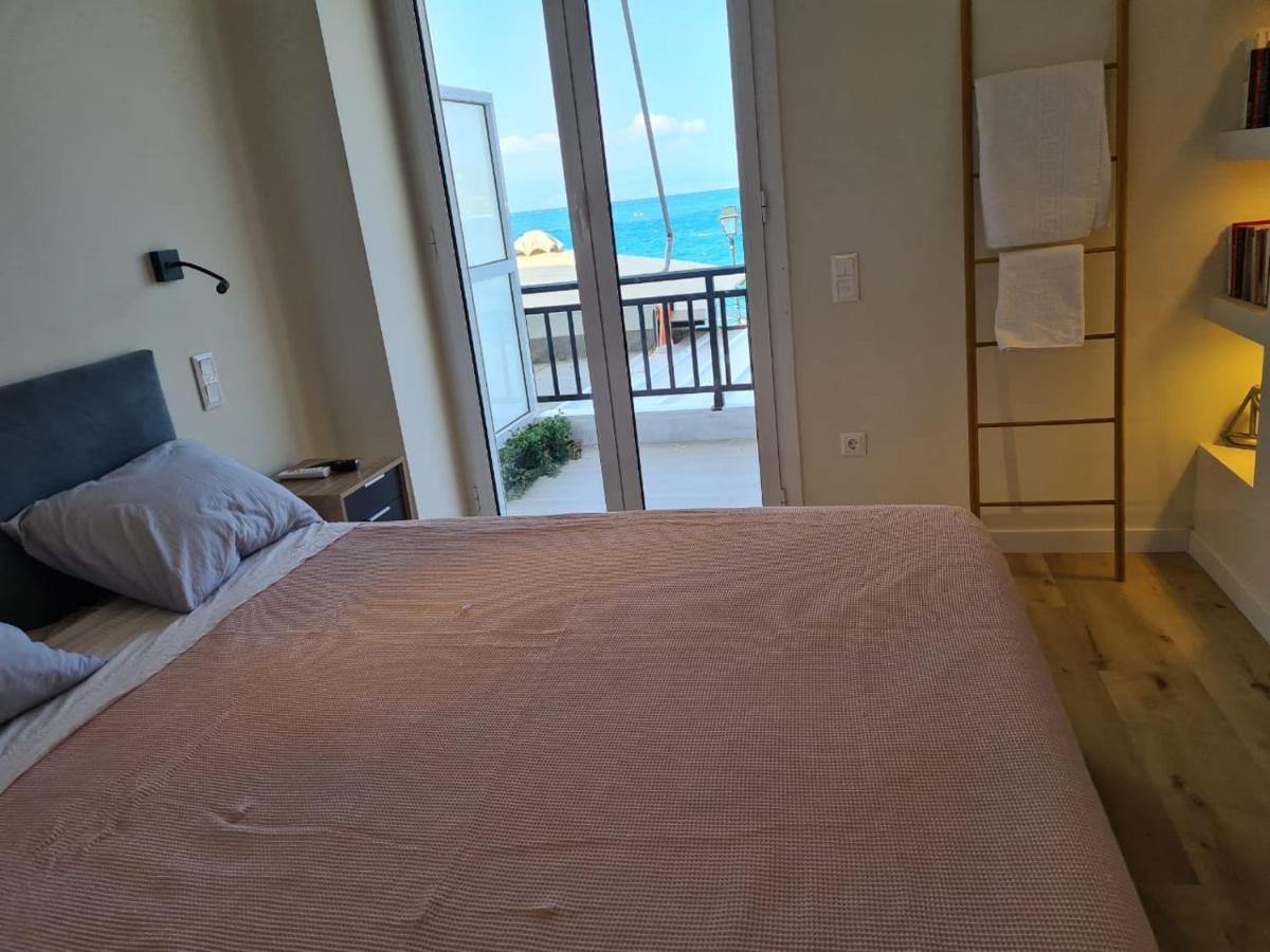 Grace Seaside Lägenhet Loutráki Exteriör bild
